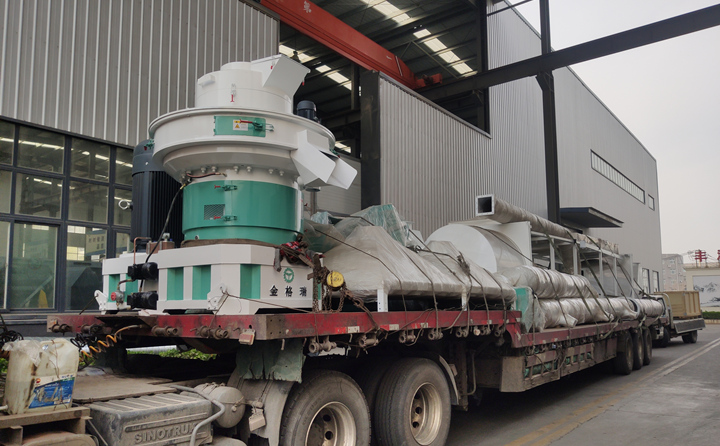 一臺(tái)木頭顆粒機(jī)生產(chǎn)線發(fā)貨 一臺(tái)木頭顆粒機(jī)生產(chǎn)線發(fā)貨